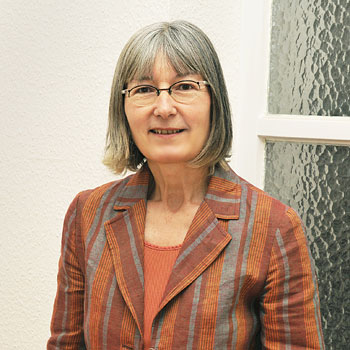 Dr. Sonja Hilzinger, Lektorin